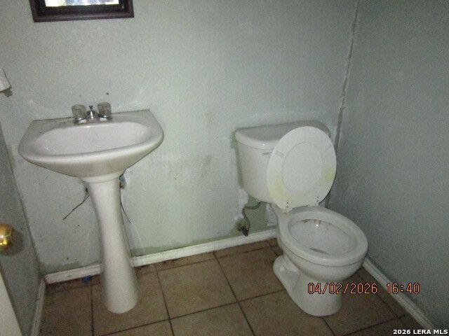 8319 SWEET MAIDEN ST, San Antonio, TX 78242