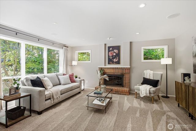 19023 201st Avenue NE, Woodinville, WA 98077
