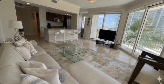 20000 E Country Club Dr 601, Aventura, FL 33180