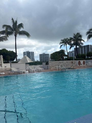 20000 E Country Club Dr 601, Aventura, FL 33180
