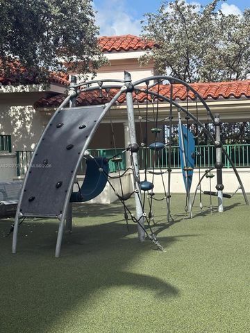 20000 E Country Club Dr 601, Aventura, FL 33180