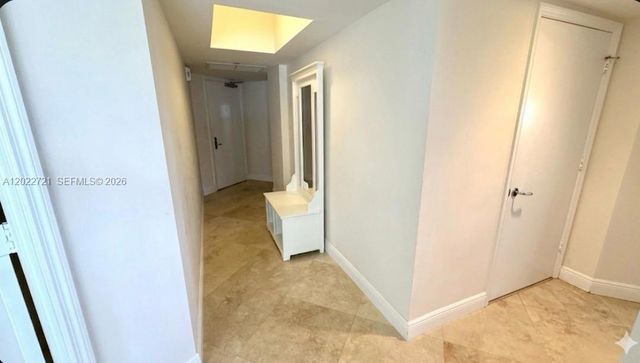 20000 E Country Club Dr 601, Aventura, FL 33180