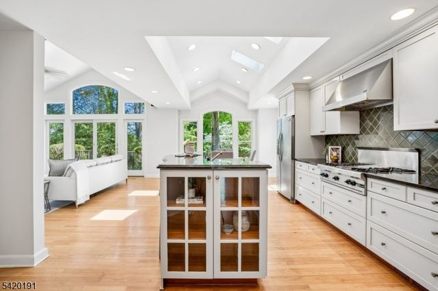 30 Winding Way, Madison Boro, NJ 07940