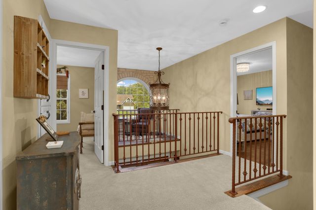 24600 Emerald Lane, Lakeville, MN 55044