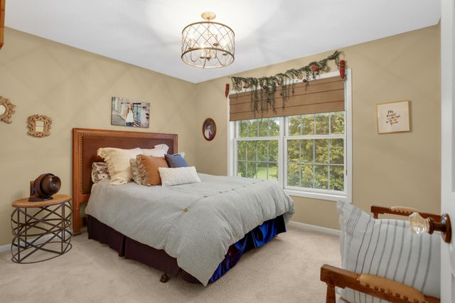 24600 Emerald Lane, Lakeville, MN 55044