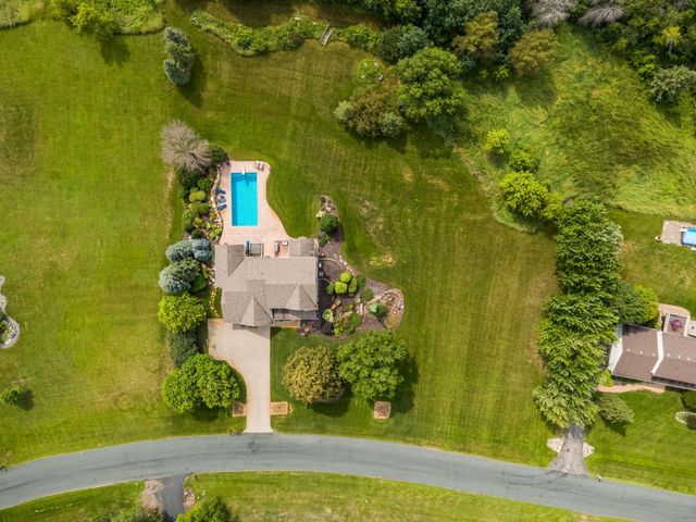 24600 Emerald Lane, Lakeville, MN 55044