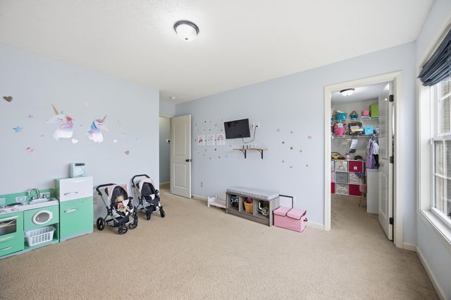 1928 Clearwater Drive, Lawrenceburg, KY 40342