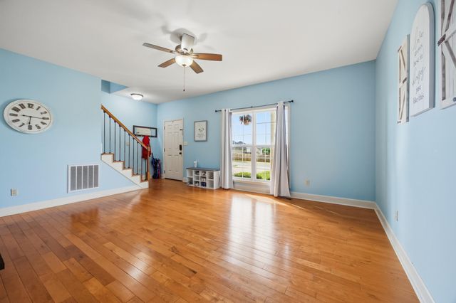 1928 Clearwater Drive, Lawrenceburg, KY 40342