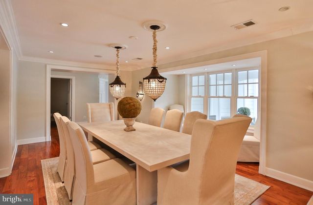 6329 LINWAY TER, Mclean, VA 22101