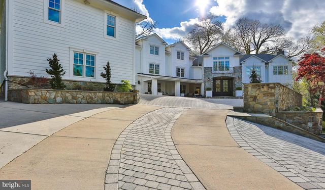 6329 LINWAY TER, Mclean, VA 22101