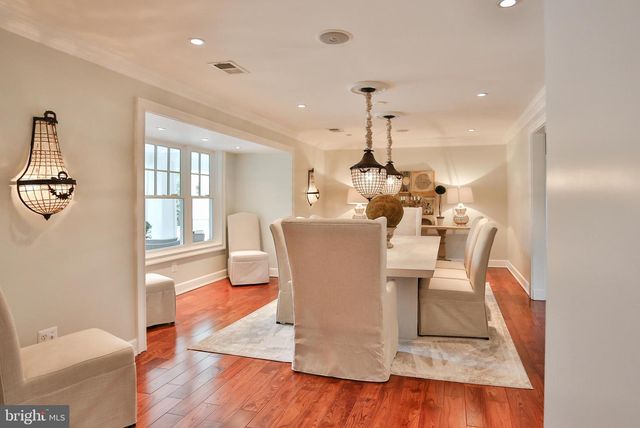 6329 LINWAY TER, Mclean, VA 22101