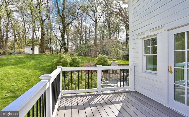 6329 LINWAY TER, Mclean, VA 22101