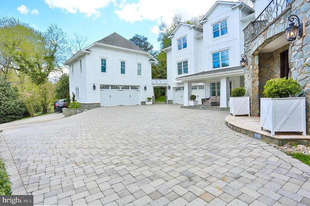 6329 LINWAY TER, Mclean, VA 22101