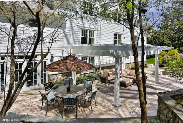 6329 LINWAY TER, Mclean, VA 22101