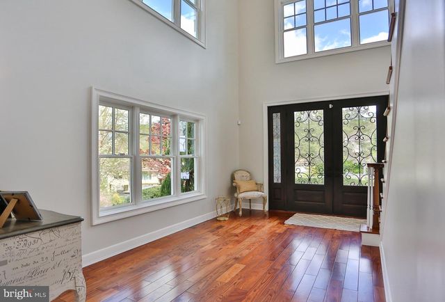 6329 LINWAY TER, Mclean, VA 22101