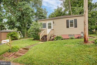 3120 CLAREMONT RD, Dover, PA 17315