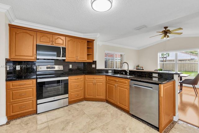 1853 SW 176th Way, Miramar, FL 33029