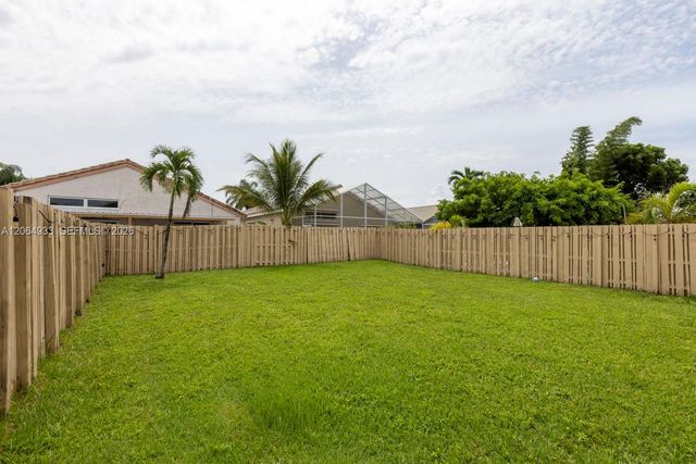 1853 SW 176th Way, Miramar, FL 33029