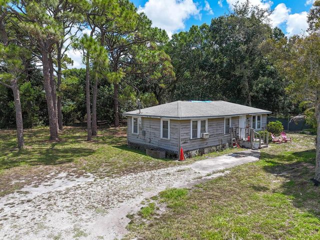 6761 Palm Garden Street, Jupiter, FL 33458