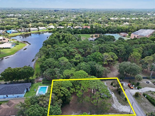 6761 Palm Garden Street, Jupiter, FL 33458