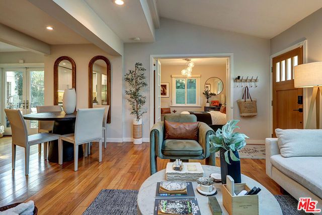 8326 Ridpath Drive, Los Angeles, CA 90046