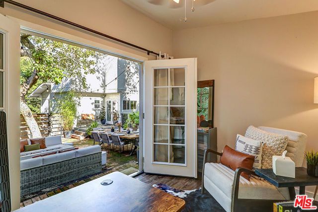 8326 Ridpath Drive, Los Angeles, CA 90046