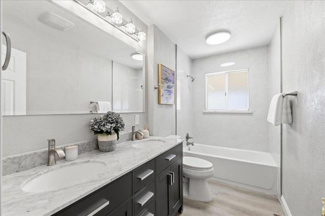 7733 Lilac Way, Cupertino, CA 95014