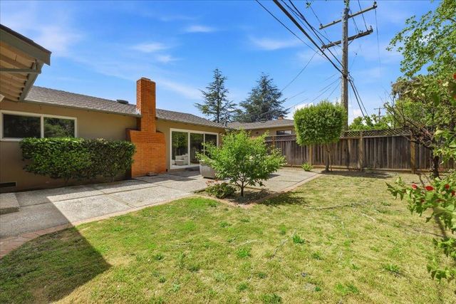 7733 Lilac Way, Cupertino, CA 95014