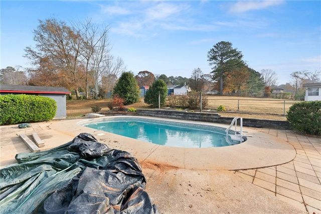 6116 Gaines Ferry Road, Flowery Branch, GA 30542