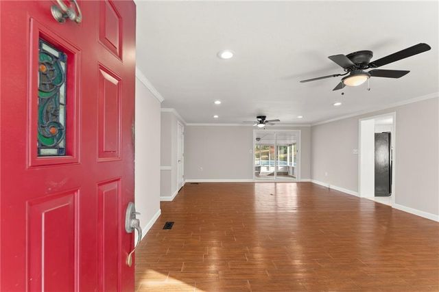 6116 Gaines Ferry Road, Flowery Branch, GA 30542