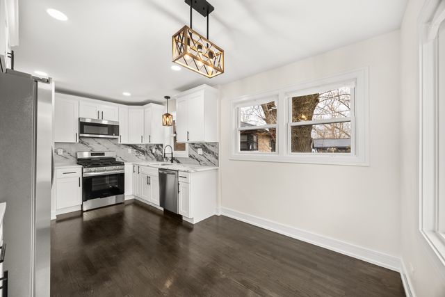 15600 Orchid Drive, South Holland, IL 60473