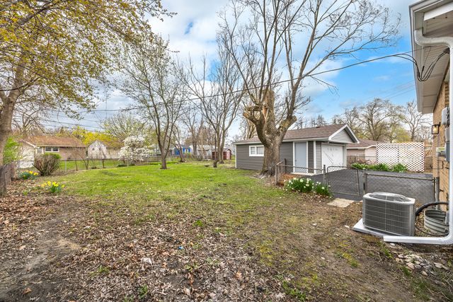 15600 Orchid Drive, South Holland, IL 60473