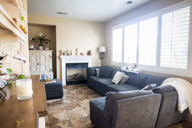 6229 W Ceres Avenue, Visalia, CA 93291