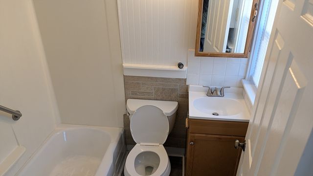 92 N Franklin St 1, Holbrook, MA 02343