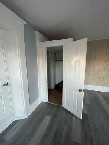 92 N Franklin St 1, Holbrook, MA 02343