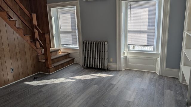 92 N Franklin St 1, Holbrook, MA 02343