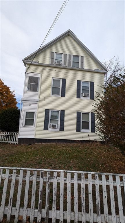 92 N Franklin St 1, Holbrook, MA 02343