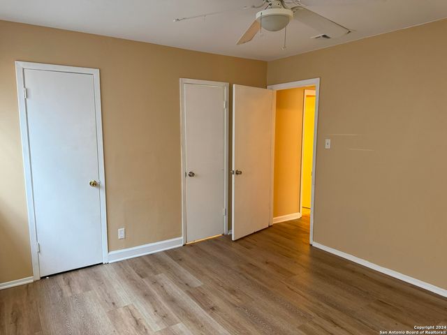 1005 VALLEY FORGE DR, Schertz, TX 78154