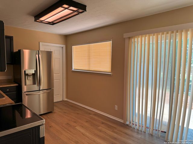 1005 VALLEY FORGE DR, Schertz, TX 78154