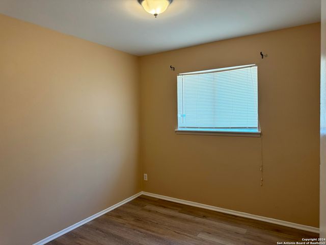 1005 VALLEY FORGE DR, Schertz, TX 78154