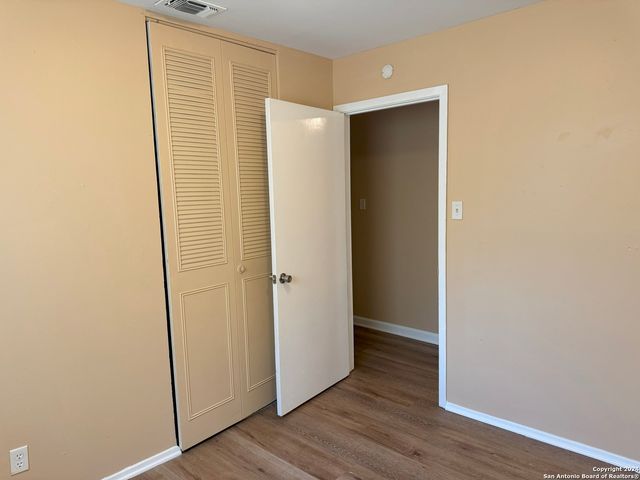 1005 VALLEY FORGE DR, Schertz, TX 78154