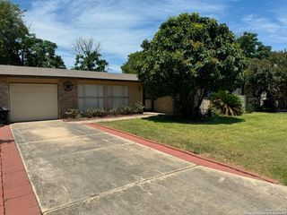 1005 VALLEY FORGE DR, Schertz, TX 78154