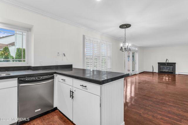 80 Major Drive, Sayreville, NJ 08872
