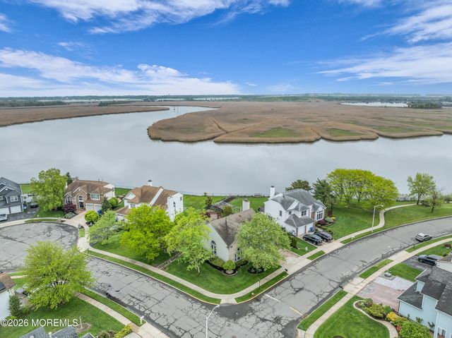 80 Major Drive, Sayreville, NJ 08872