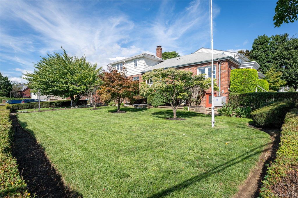 321 Hayward Street, Yonkers, NY 10704 — photo 2