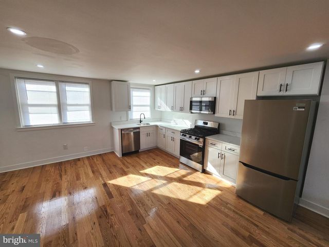 1374 KIMBERLY DR, Philadelphia, PA 19151