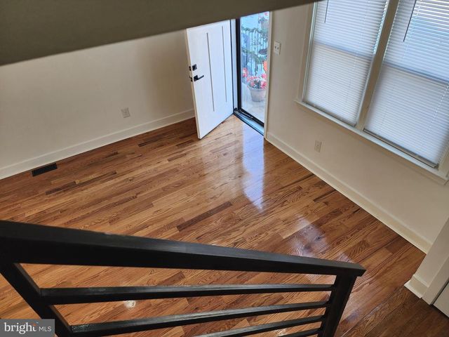 1374 KIMBERLY DR, Philadelphia, PA 19151