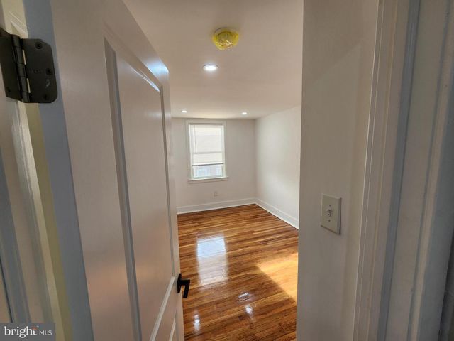 1374 KIMBERLY DR, Philadelphia, PA 19151