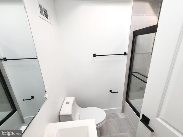 1374 KIMBERLY DR, Philadelphia, PA 19151