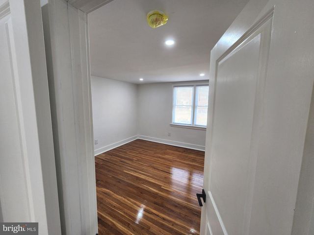 1374 KIMBERLY DR, Philadelphia, PA 19151